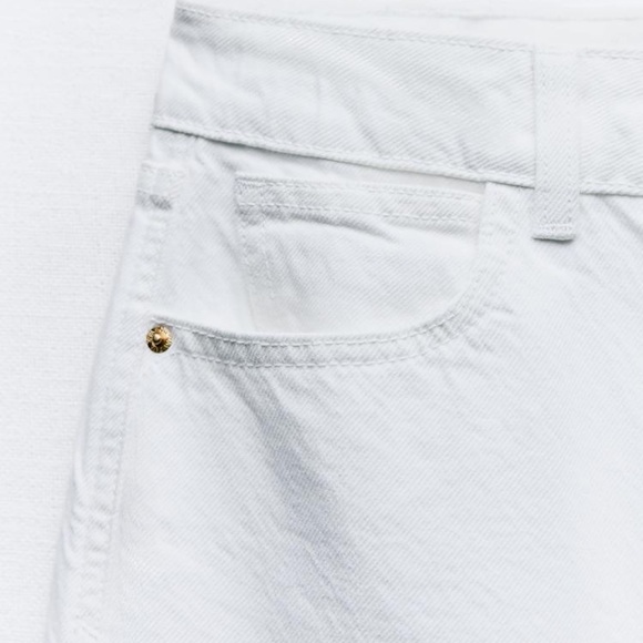 ZARA Mom Jeans High-Rise - Picture 3 of 3